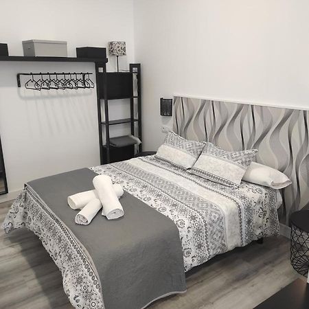 Apartamento Turistico Lyra Baena Dış mekan fotoğraf