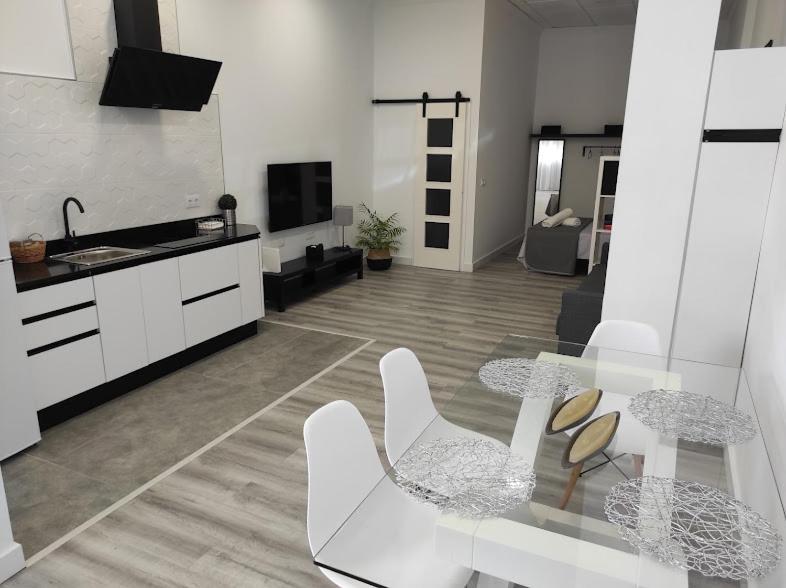 Apartamento Turistico Lyra Baena Dış mekan fotoğraf