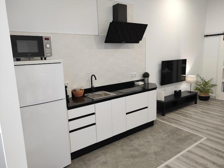Apartamento Turistico Lyra Baena Dış mekan fotoğraf